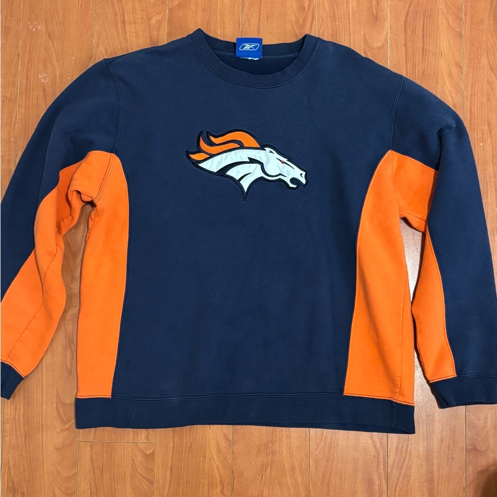 Vintage NFL Denver Broncos Reebok Crewneck Sweatshirt - Size Medium